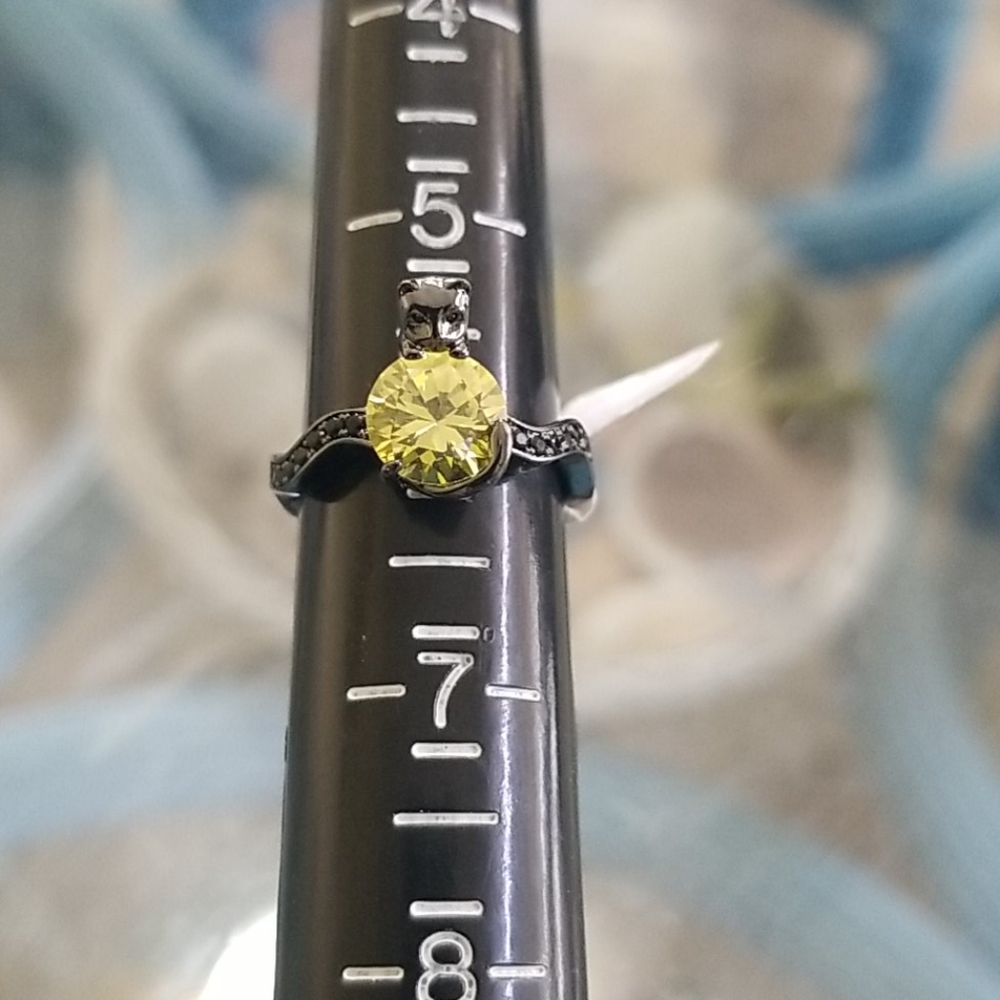 3 For $15! Fragrant jewels cat ring